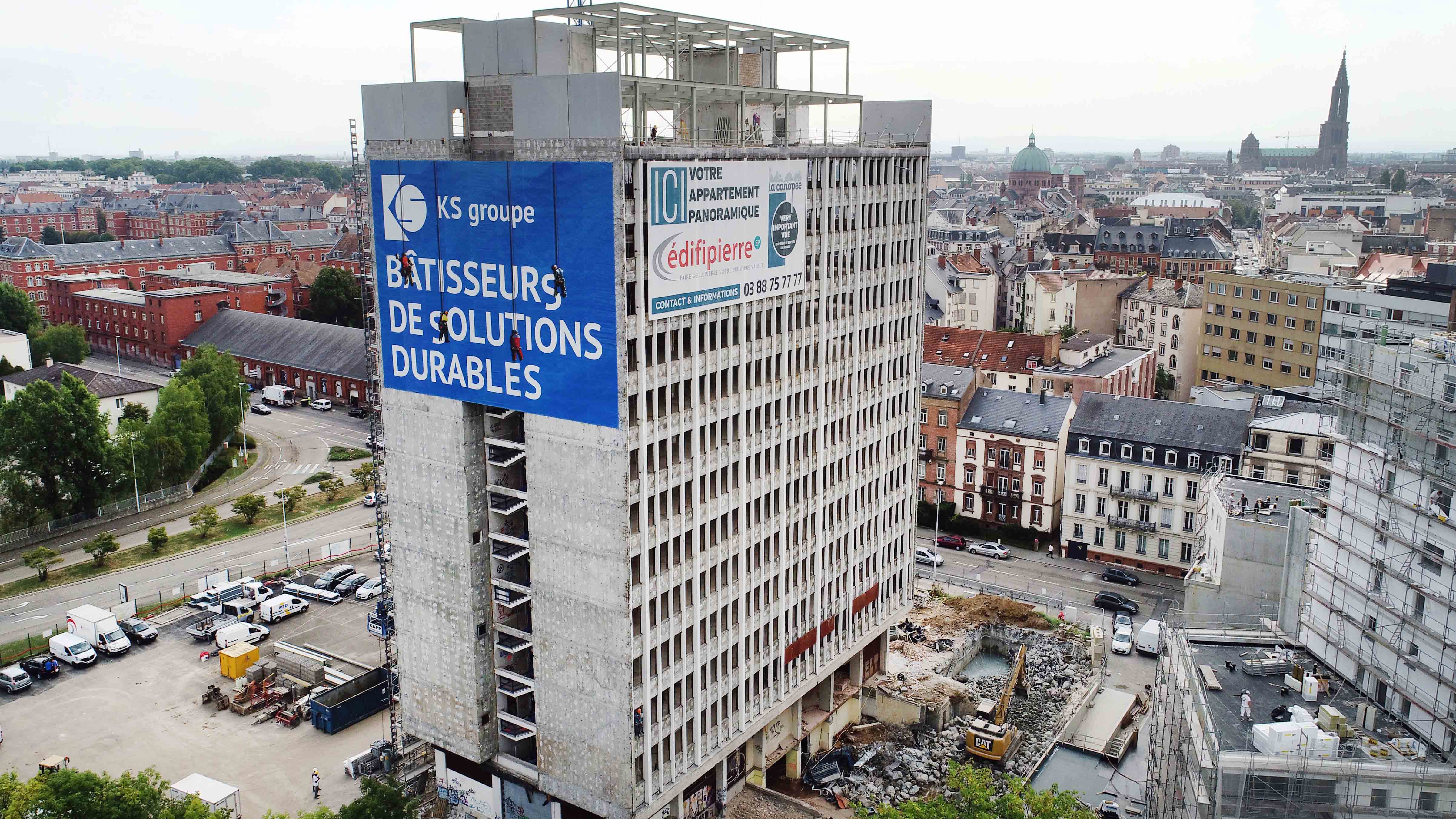 Maison du bâtiment la canopée