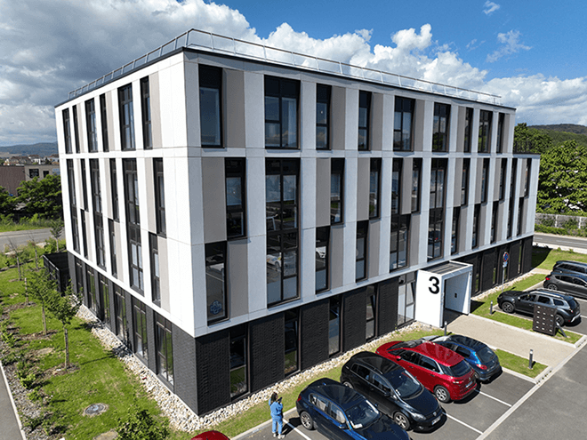 Bâtiment de bureaux contemporain